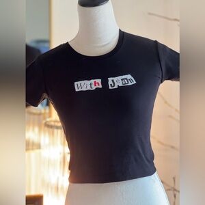 With Jean black tee size XS